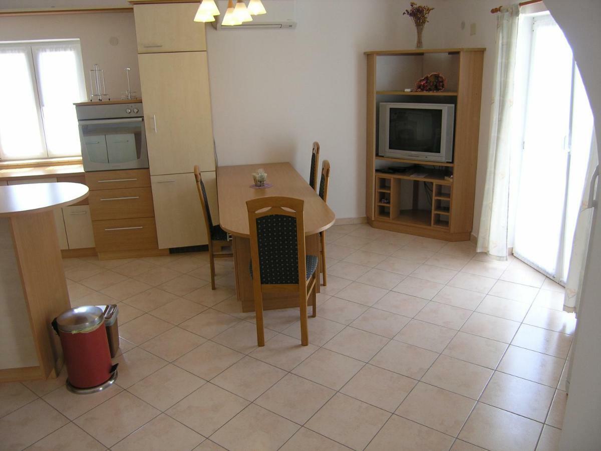 Apartman Juric Leilighet Krk Town Eksteriør bilde